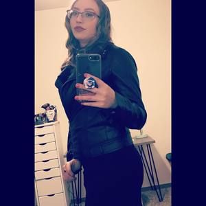 Meet your Posher, Lacey